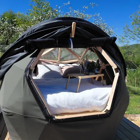 Au Repos Du Verger Luxury tent Vireux-Molhain