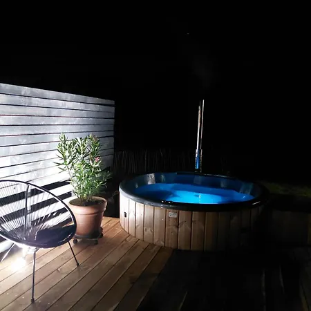 Au Repos Du Verger